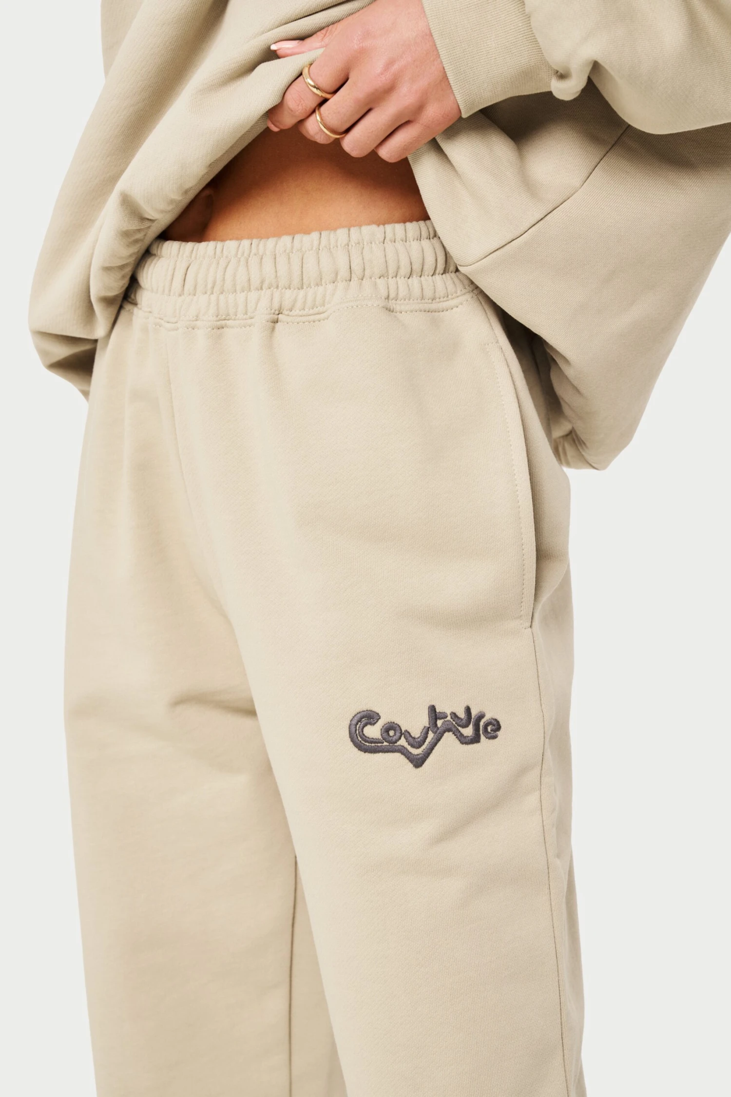 COUTURE ABSTRACT JOGGERS - BEIGE - Image 6