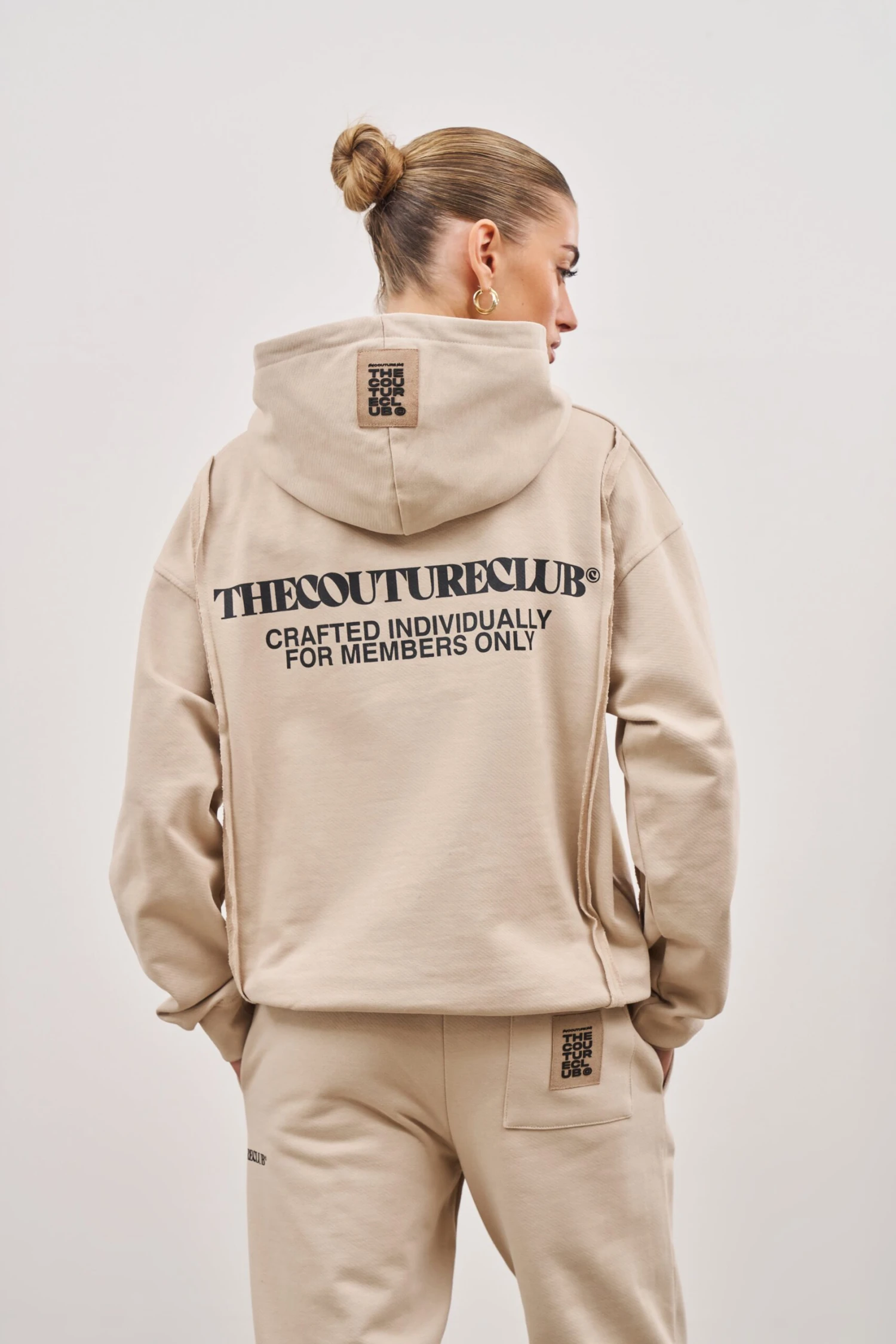 RAW SEAM QUARTER ZIP HOODIE - BEIGE - Image 4