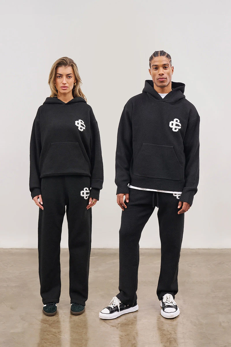 FLUFFY KNIT EMBLEM HOODIE - BLACK - Image 2