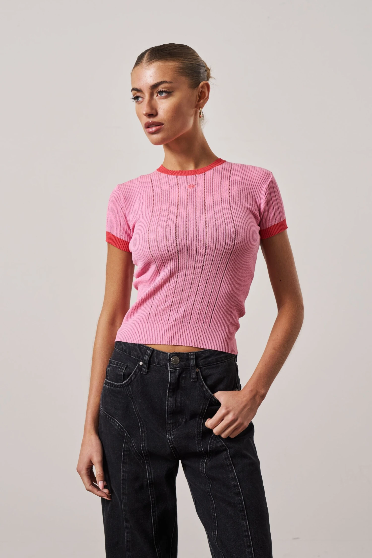 KNITTED EMBLEM BABY TEE - PINK - Image 2