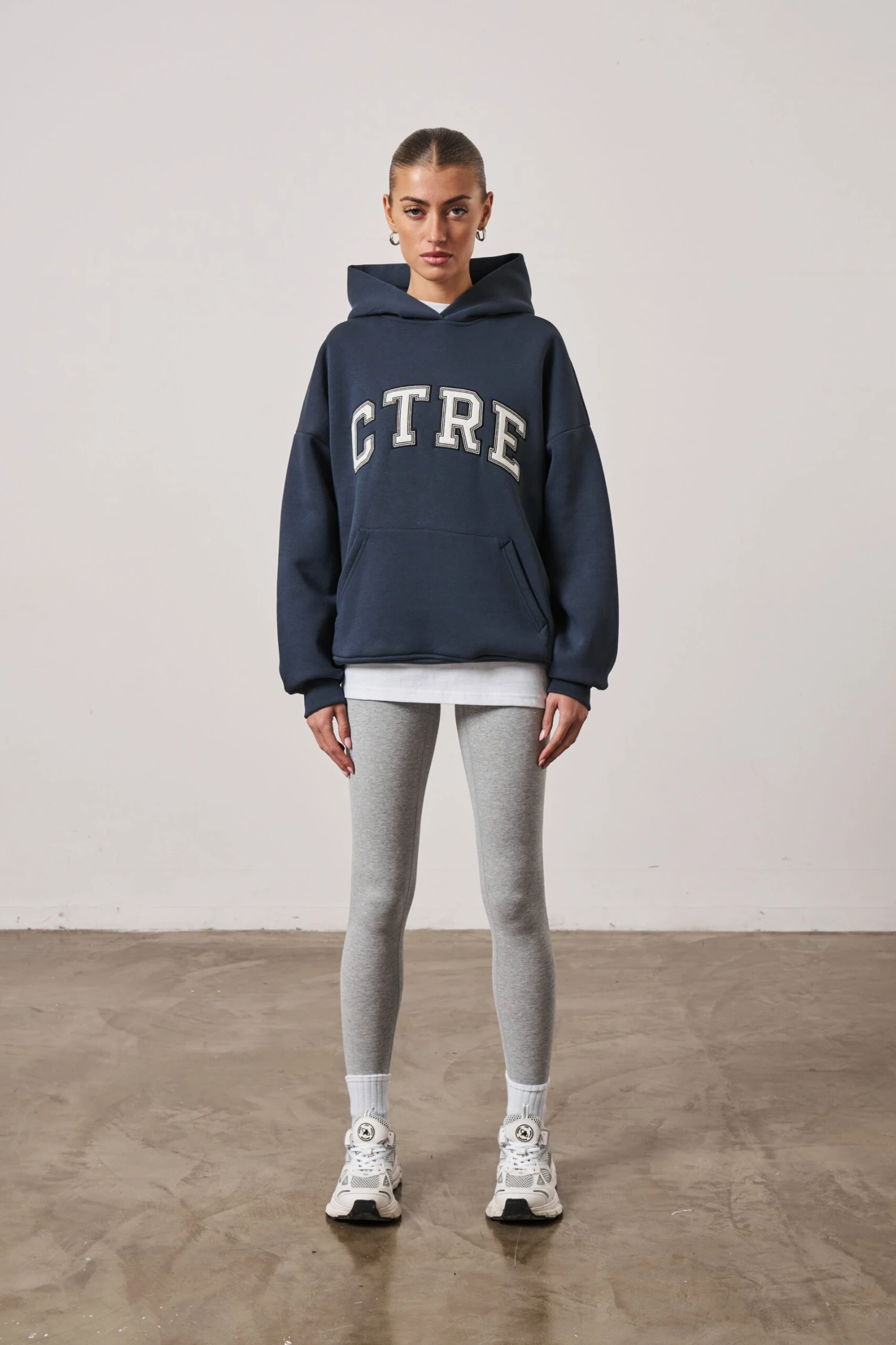 CTRE OVERSIZED HOODIE - NAVY - Image 2