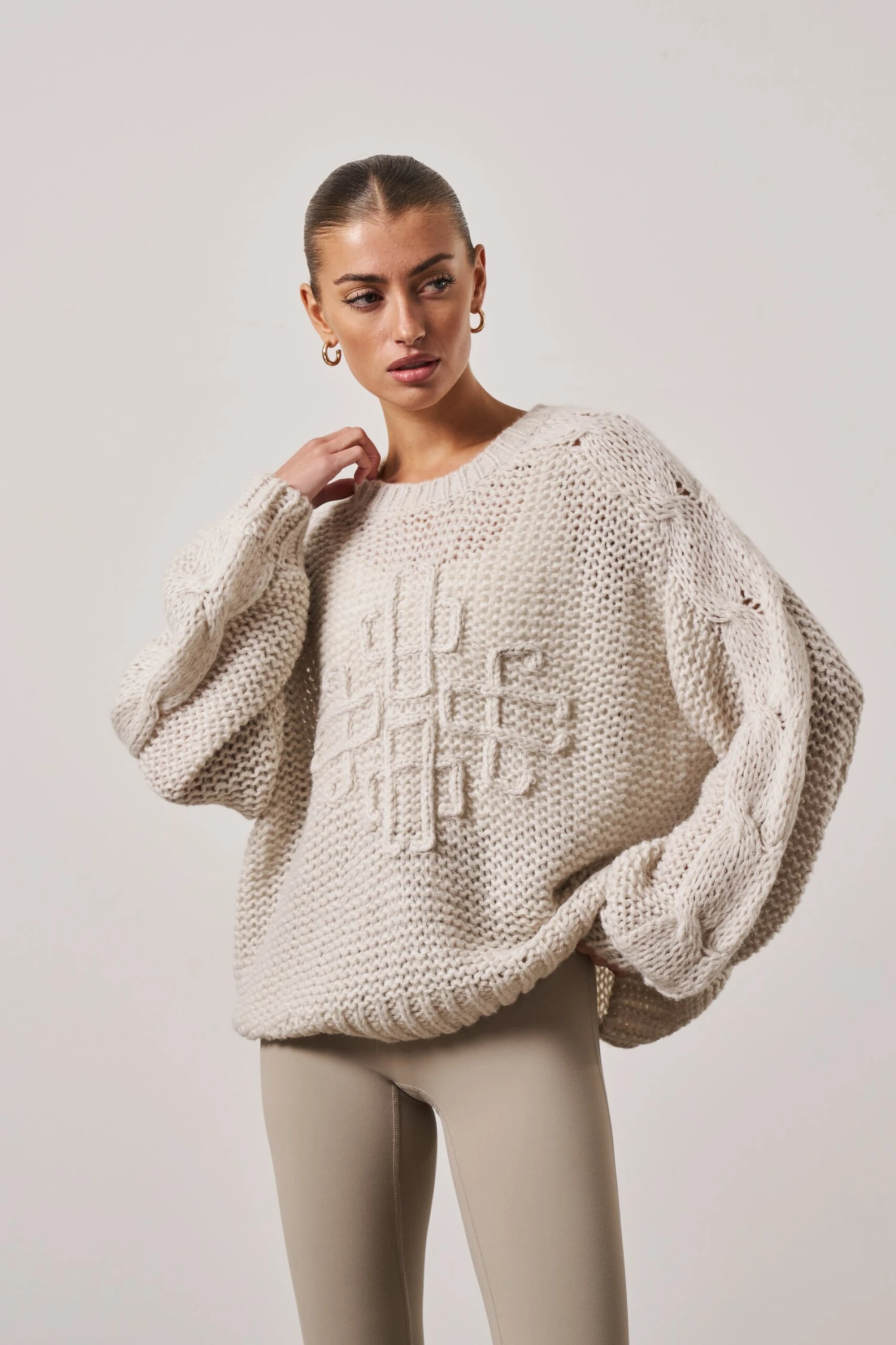 EMBLEM OVERSIZED KNIT JUMPER- STONE - Image 2