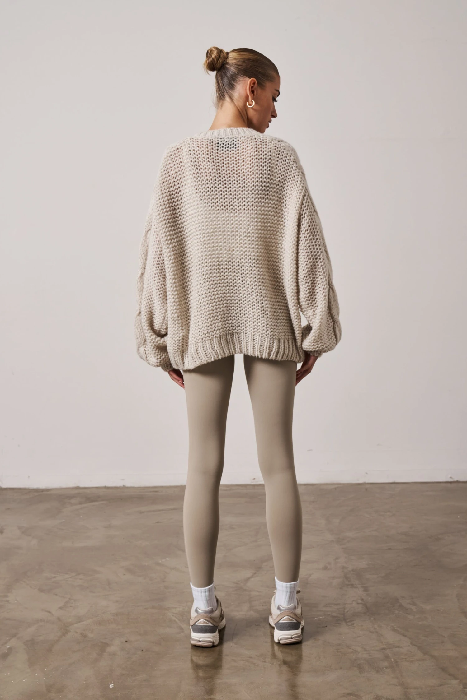 EMBLEM OVERSIZED KNIT JUMPER- STONE - Image 7