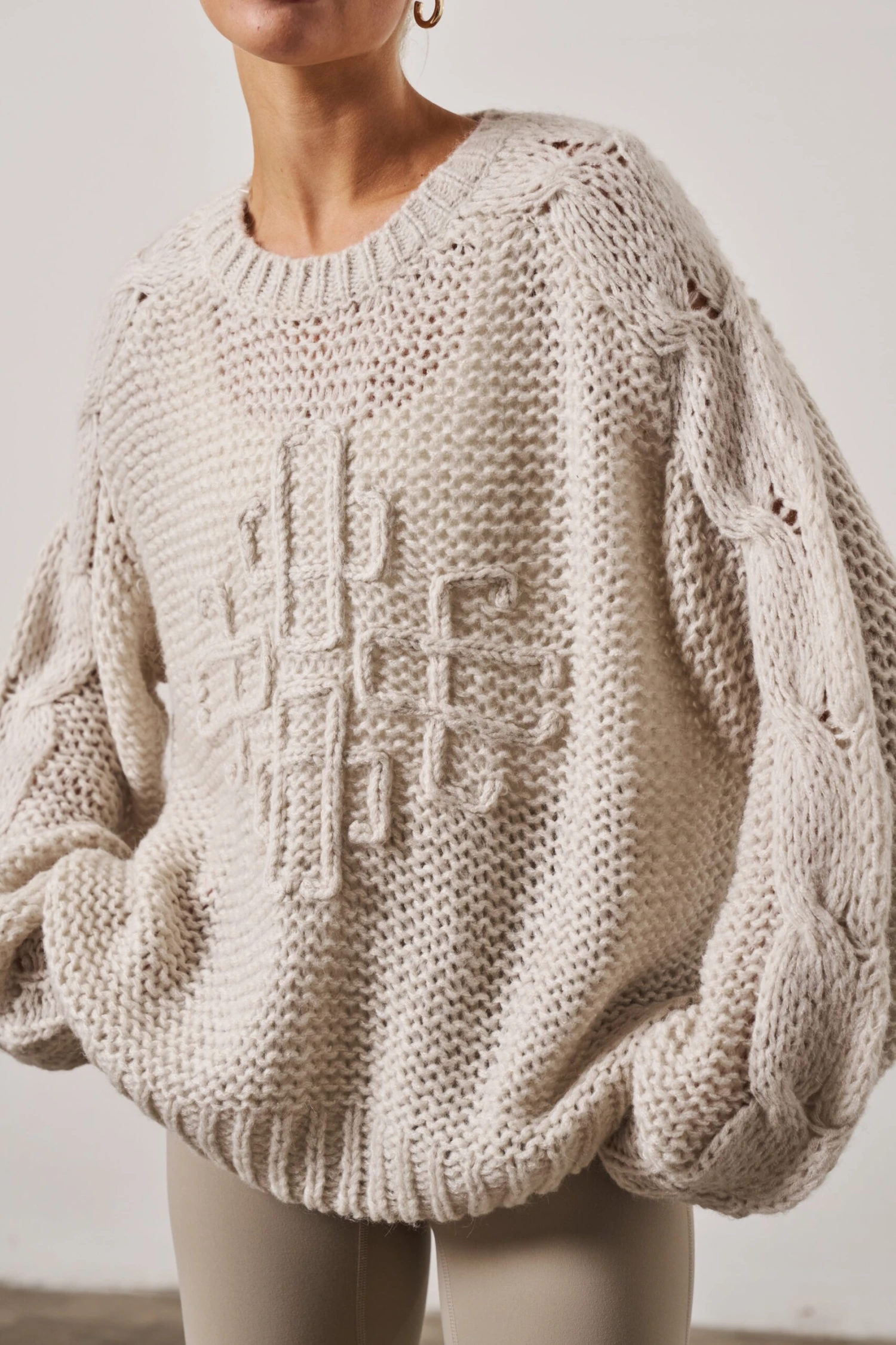 EMBLEM OVERSIZED KNIT JUMPER- STONE - Image 6