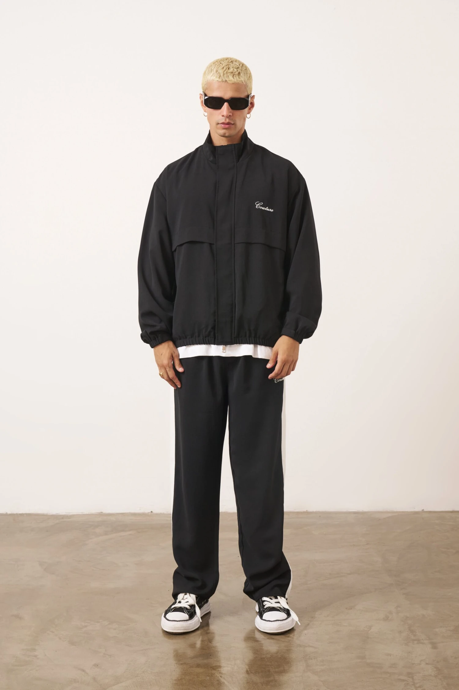 SMART LIGHTWEIGHT TRACK JACKET - BLACK - Image 3