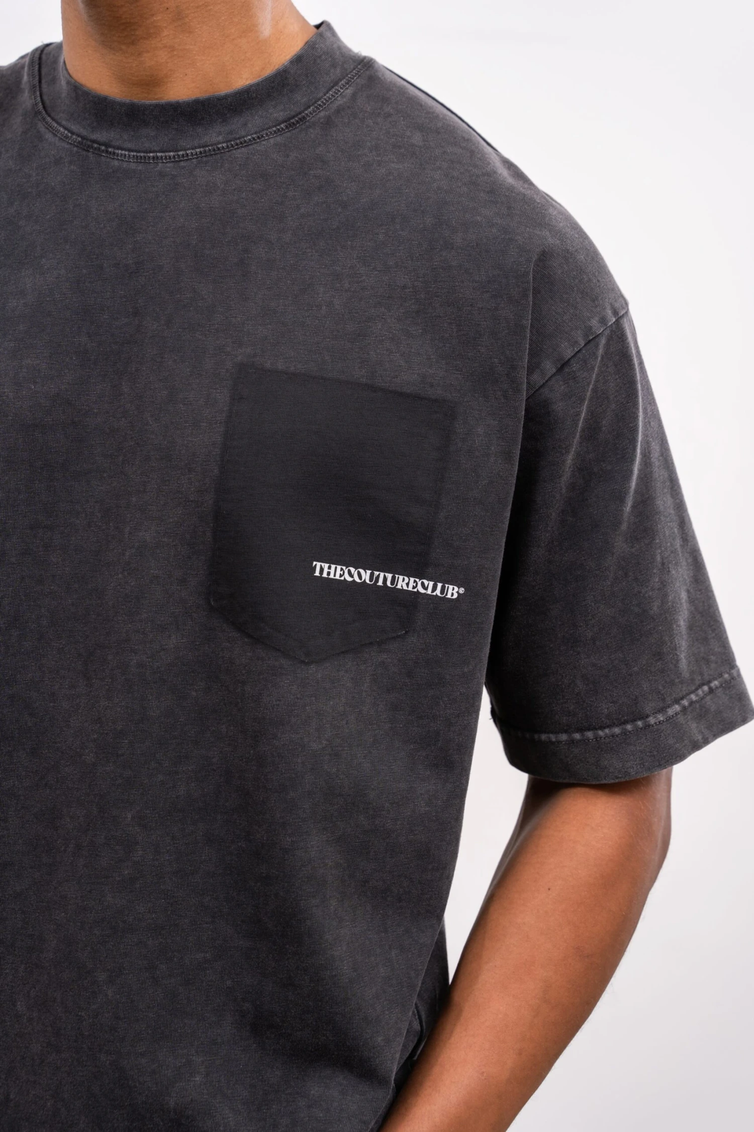 WASHED POCKET DETAIL T-SHIRT - CHARCOAL - Image 5