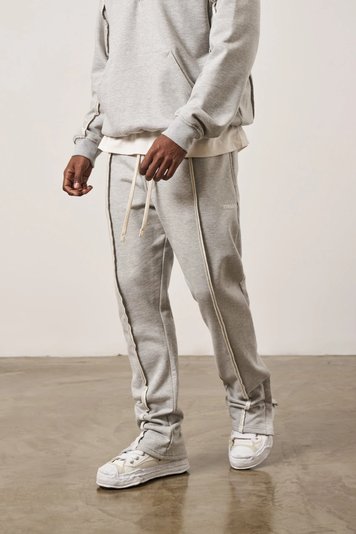 RAW SEAM STRAIGHT LEG JOGGERS - GREY MARL - Image 5
