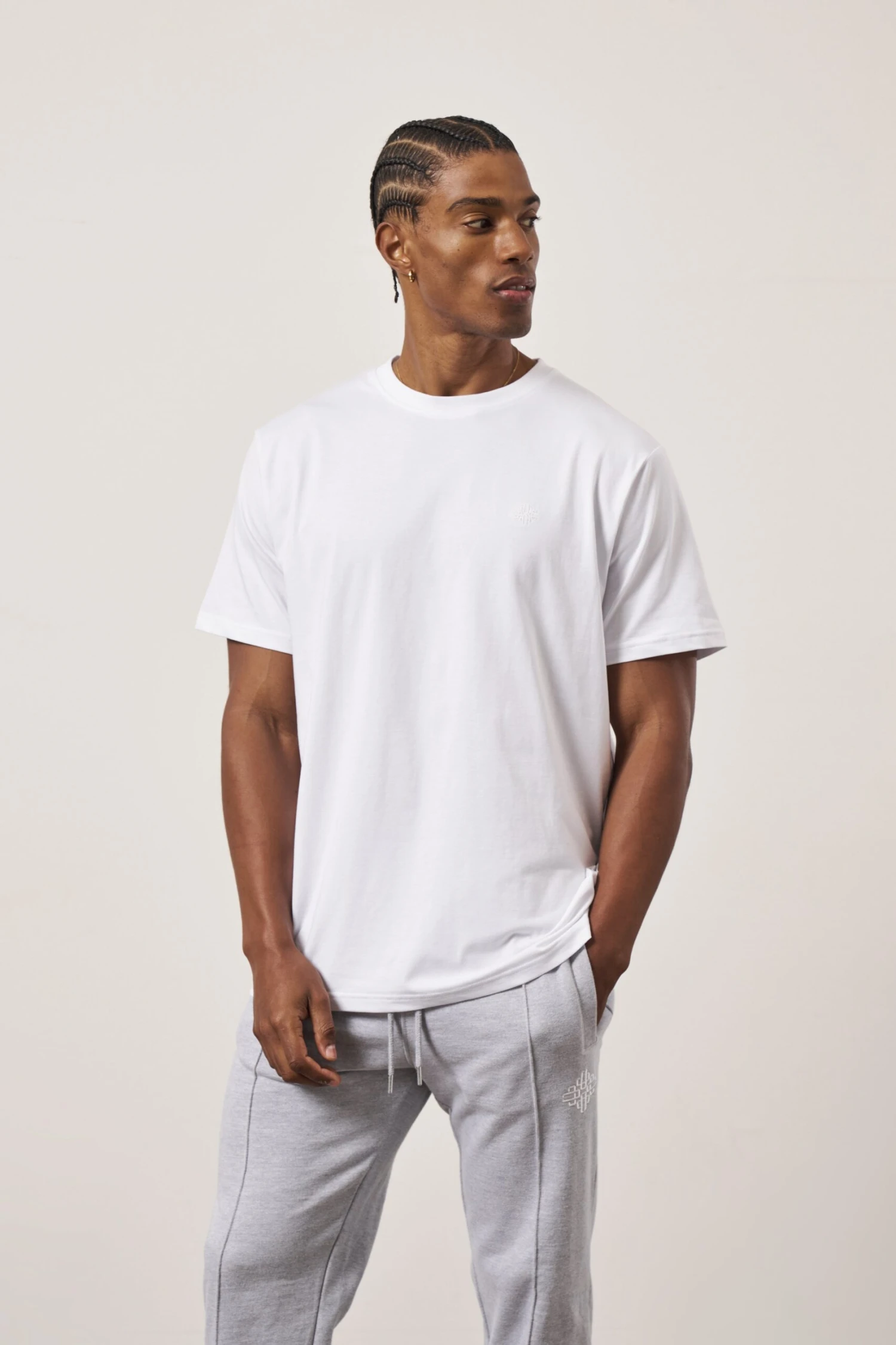 EMBLEM EMBROIDERED SLIM FIT T-SHIRT - WHITE - Image 2