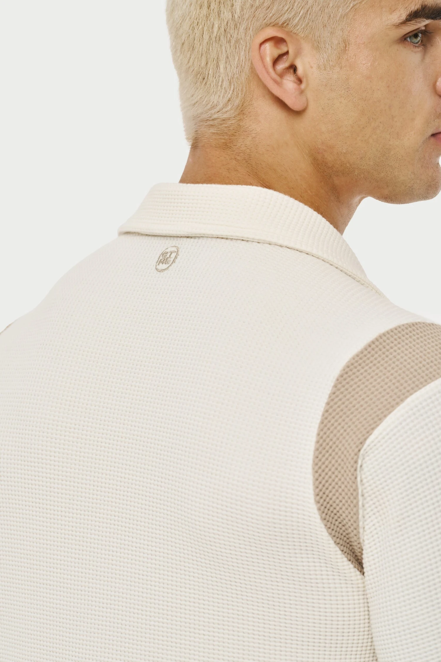 WAFFLE TONAL TEXTURED SHIRT - OFF WHITE - Image 5