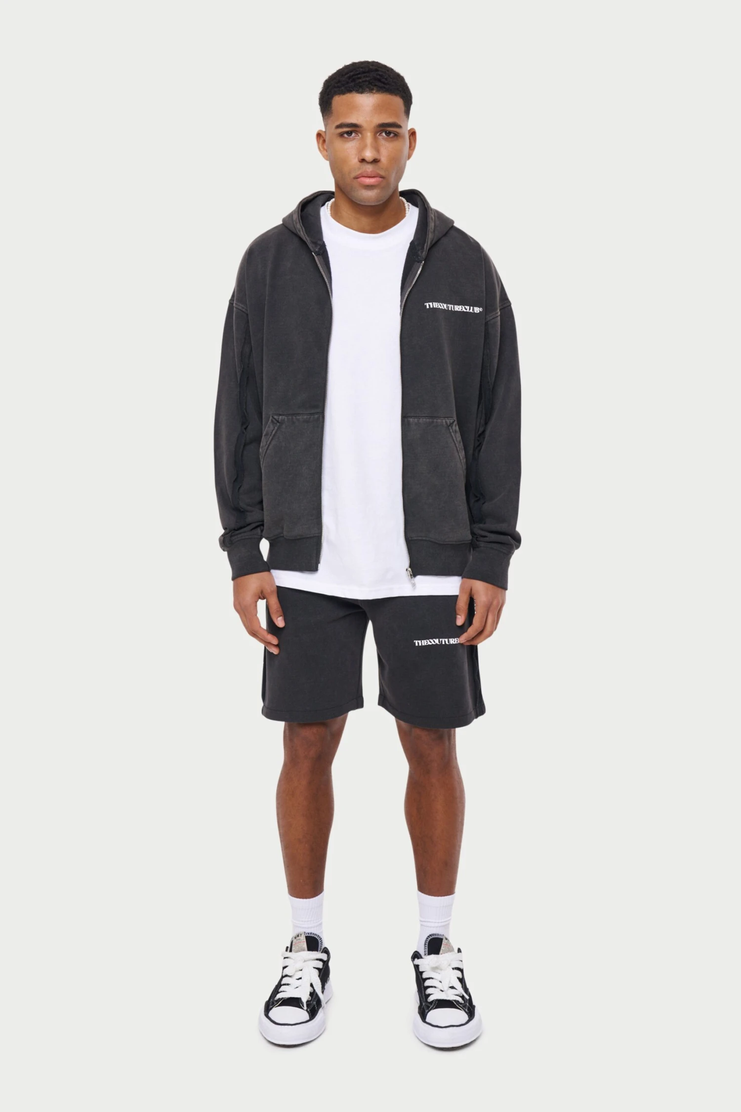 RAW SEAM DISTRESSED SHORTS - BLACK WASHED - Image 2