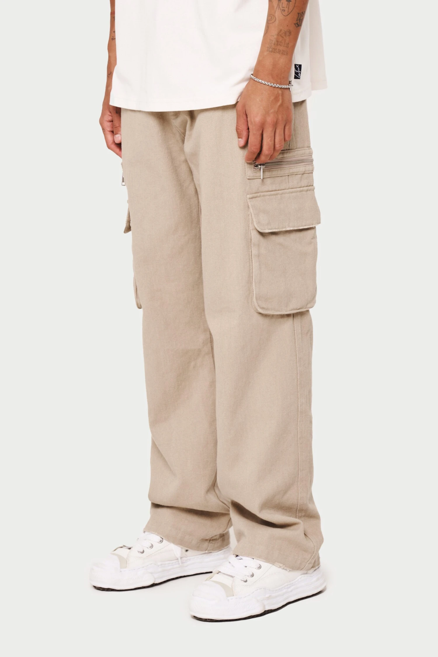 PATCH POCKET TWILL CARGOS - BEIGE - Image 2