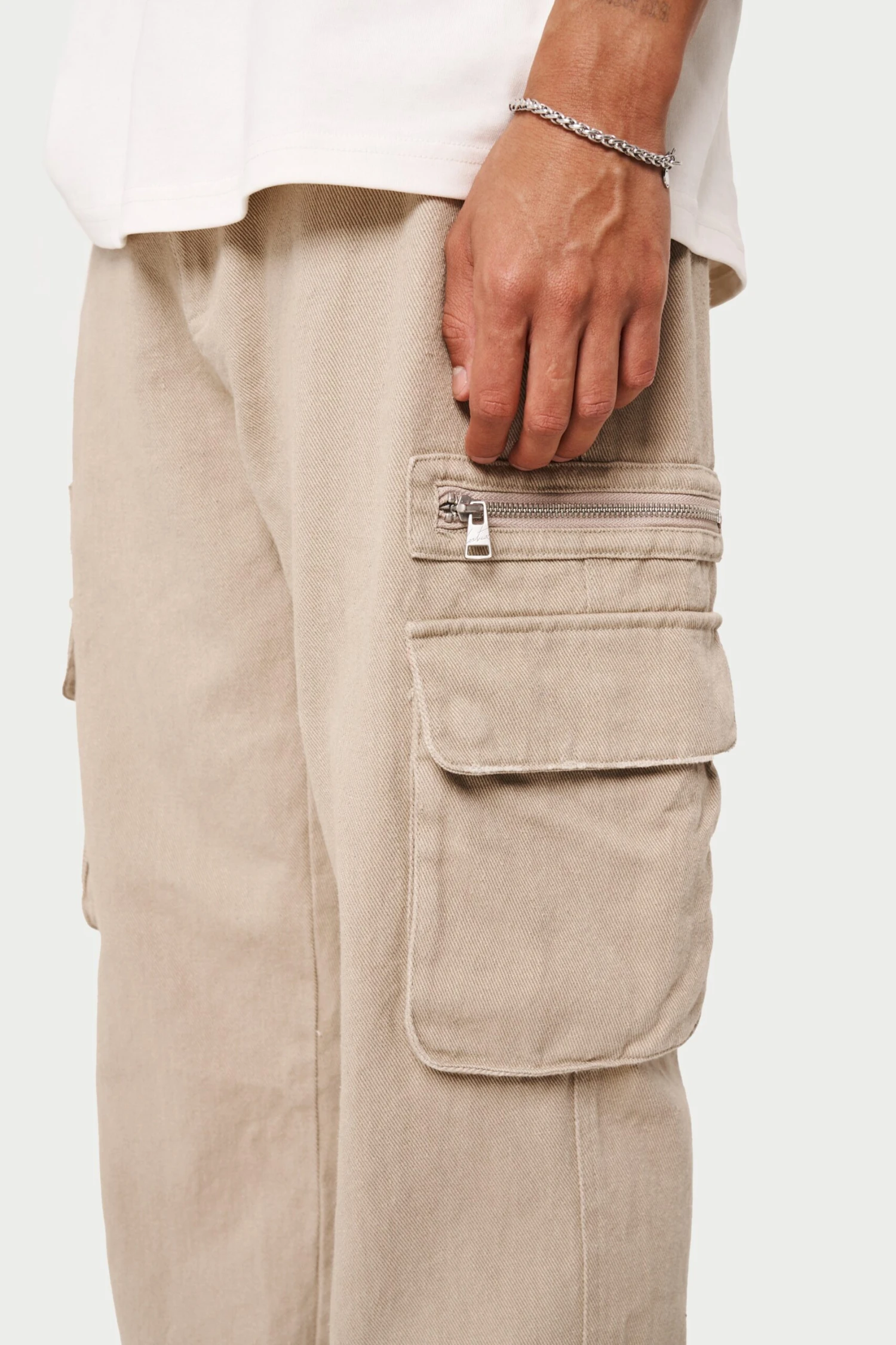 PATCH POCKET TWILL CARGOS - BEIGE - Image 4