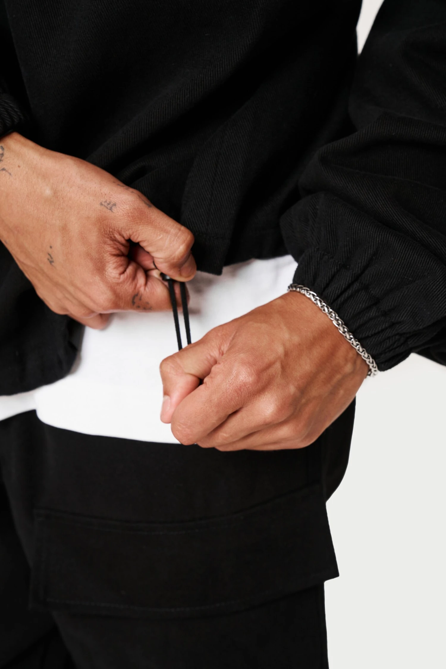 QUARTER ZIP PULL OVER SHACKET - BLACK - Image 7