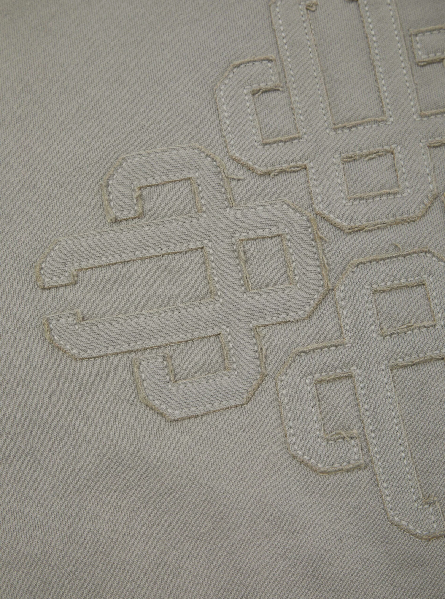 EMBLEM EMBROIDERED LOGO ZIP THROUGH HOODIE - GREY - Image 8