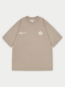 BLURRED GRAPHIC EMBLEM T-SHIRT - COFFEE