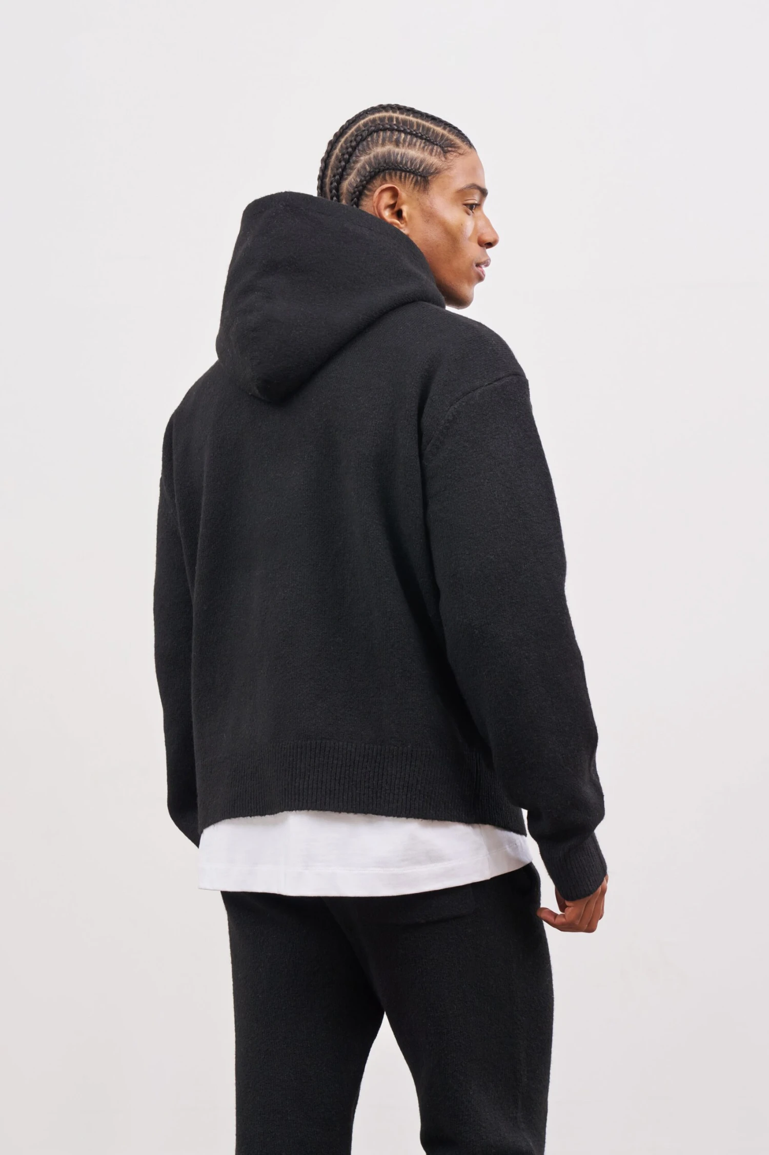 FLUFFY KNIT EMBLEM HOODIE - BLACK - Image 5