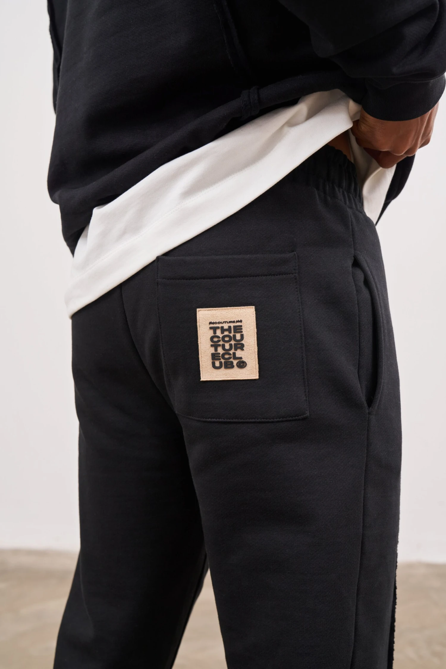 RAW SEAM STRAIGHT LEG JOGGERS - BLACK - Image 7