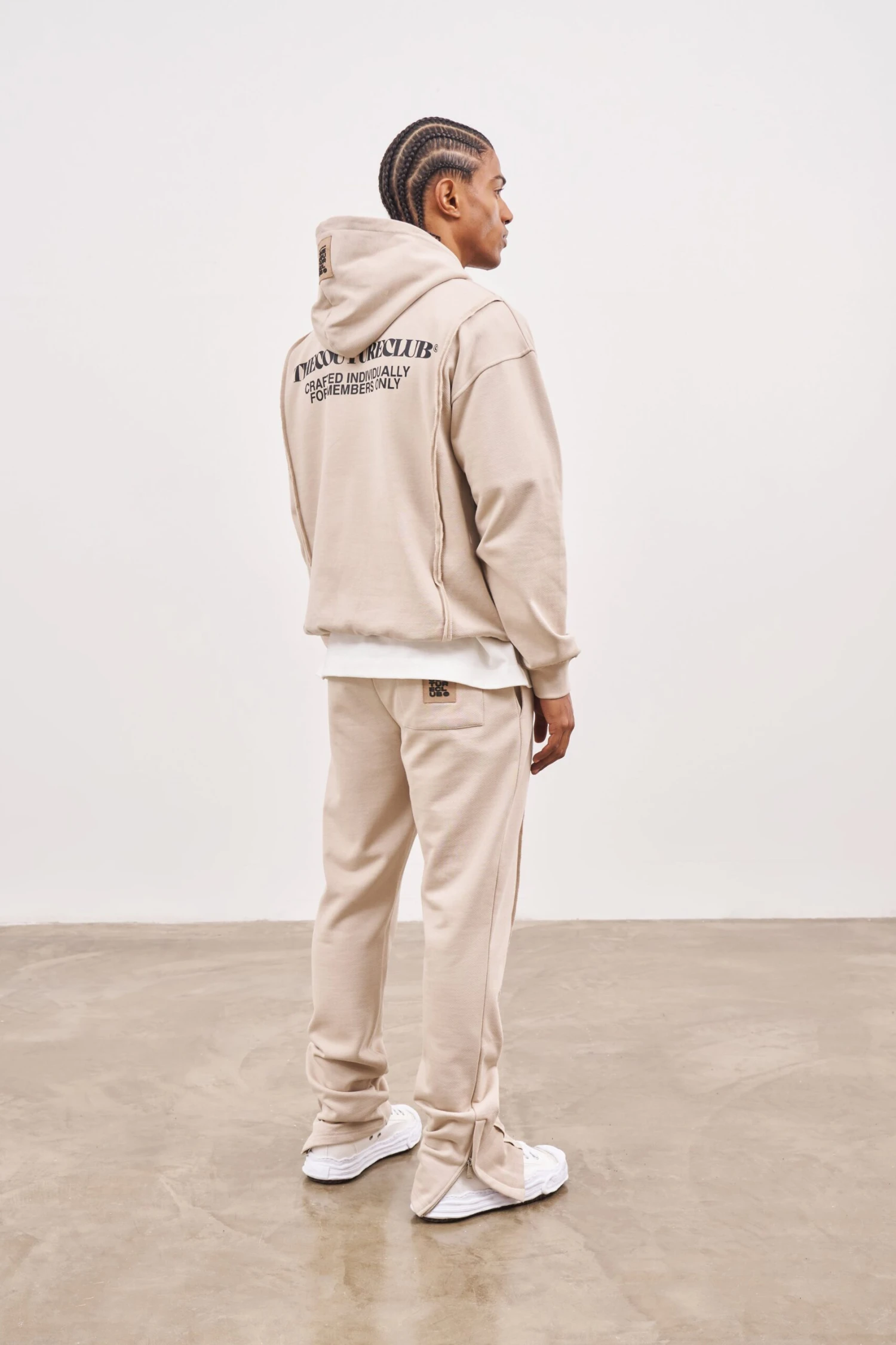 RAW SEAM QUARTER ZIP HOODIE - BEIGE - Image 9