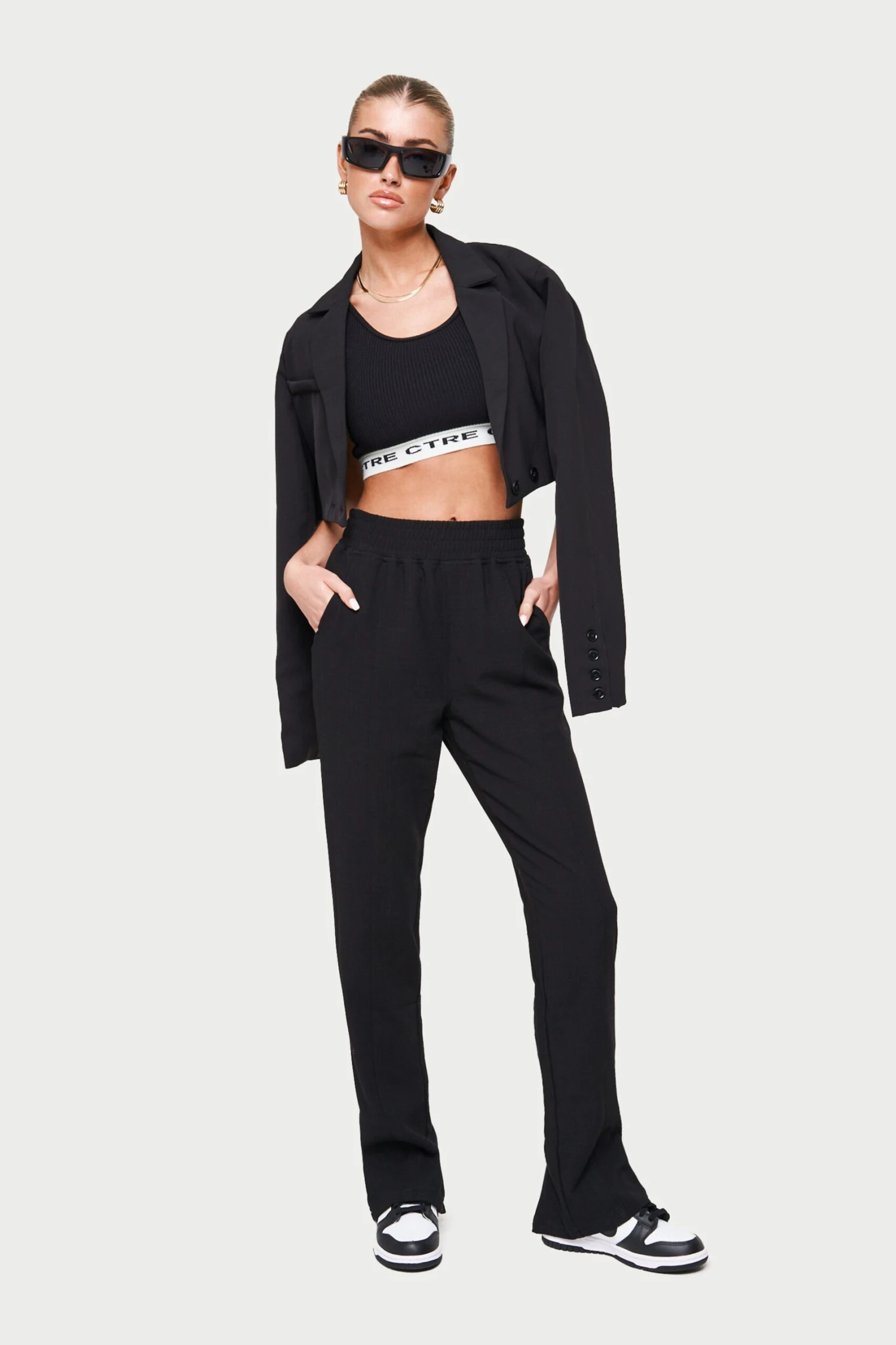 CTRE KNIT CROP TOP - BLACK - Image 8