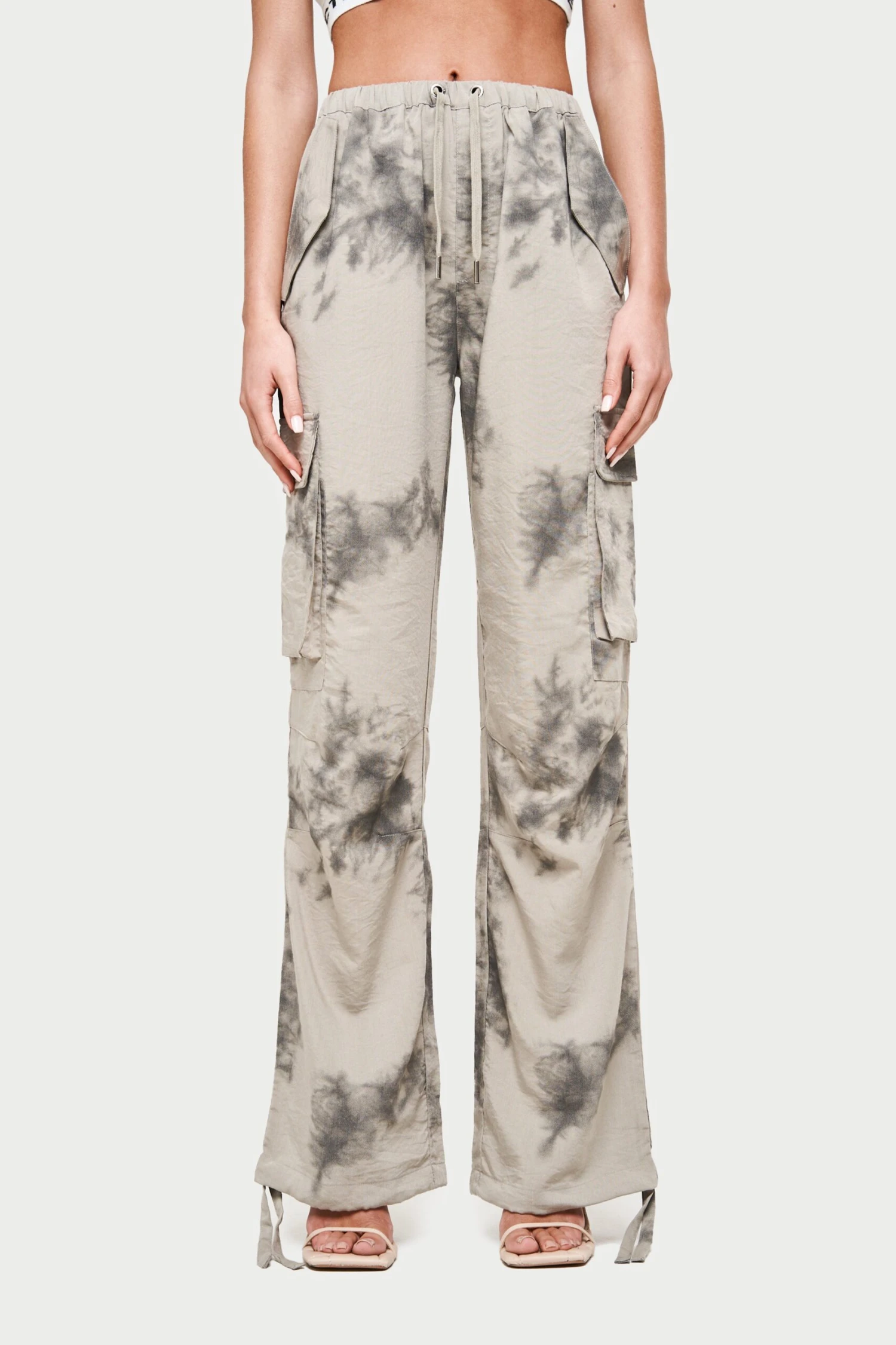 DRAPED CAMO OVERSIZED CARGOS - BEIGE - Image 7