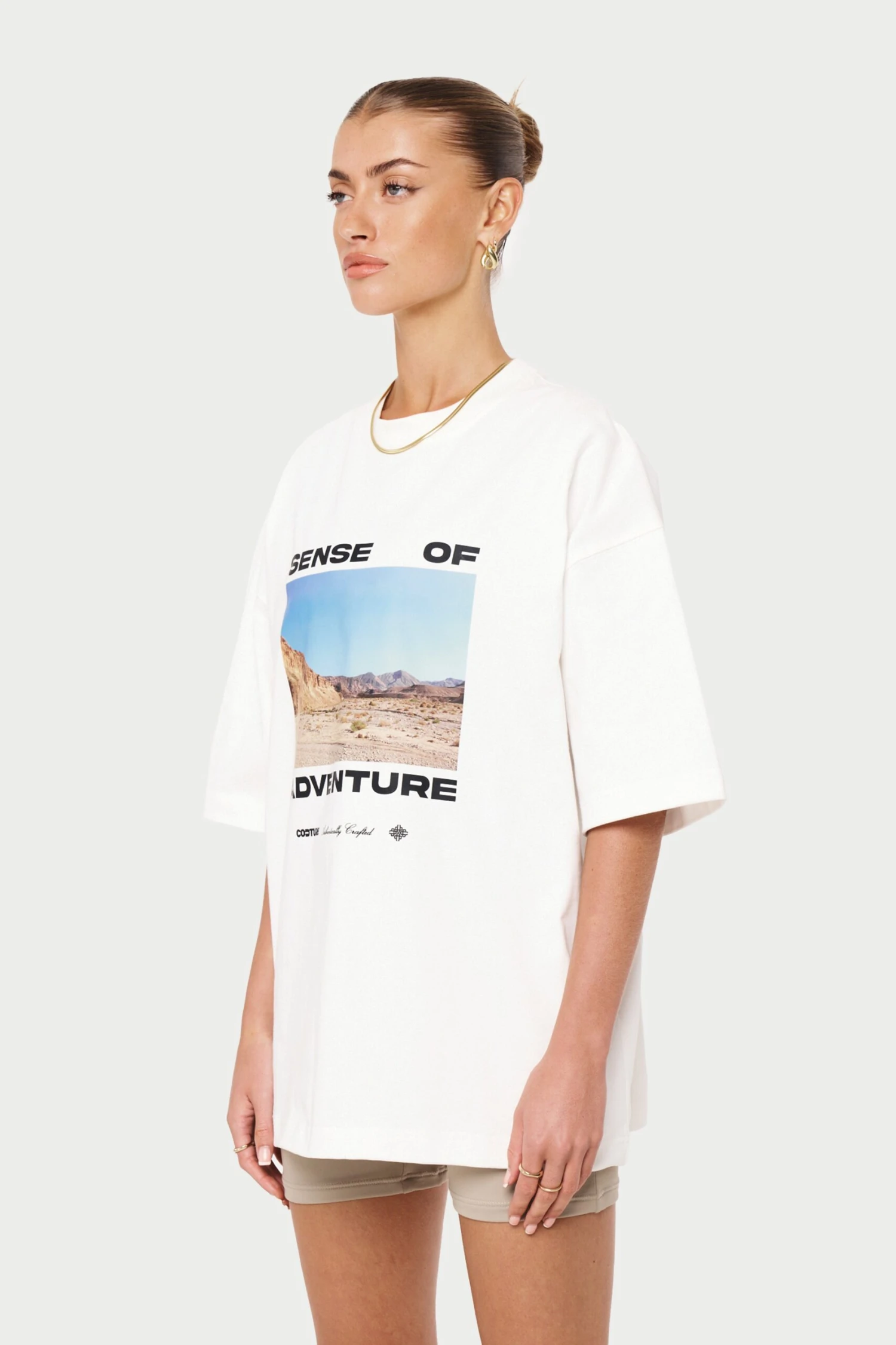 SENSE OF ADVENTURE OVERSIZED T-SHIRT - OFF WHITE - Image 4