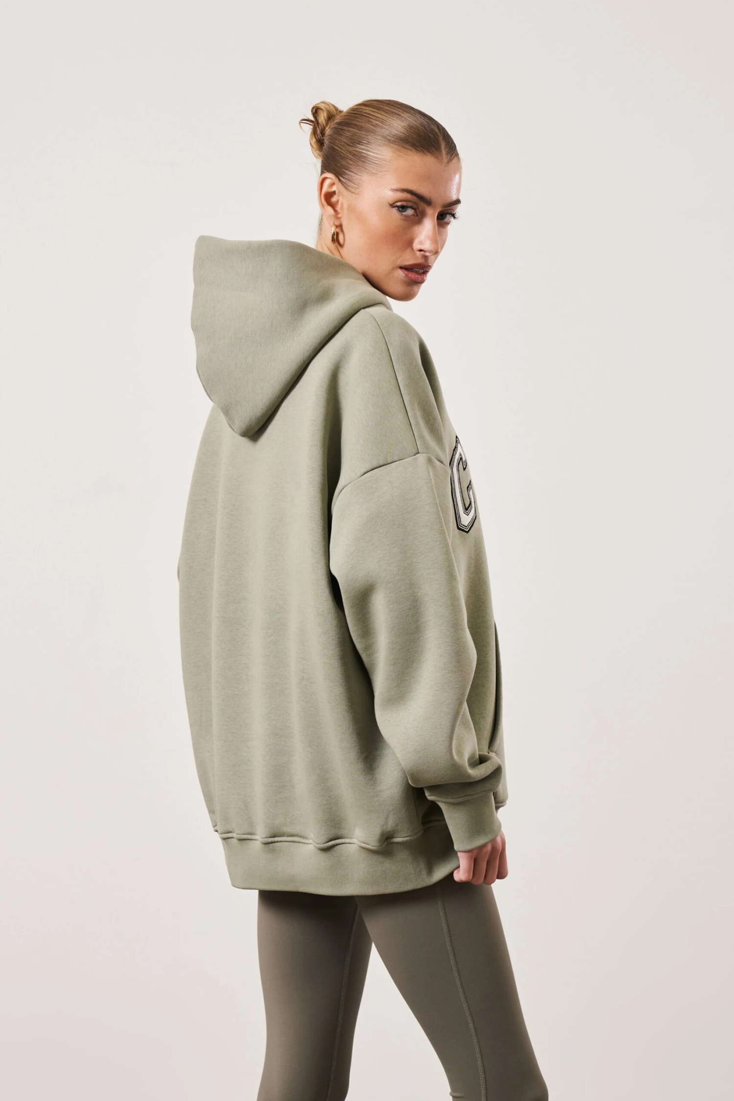 CTRE OVERSIZED HOODIE - SAGE - Image 6